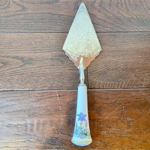 Vintage Royal Worcester Silver Plated Cake/Pie Server with Porcelain Handle